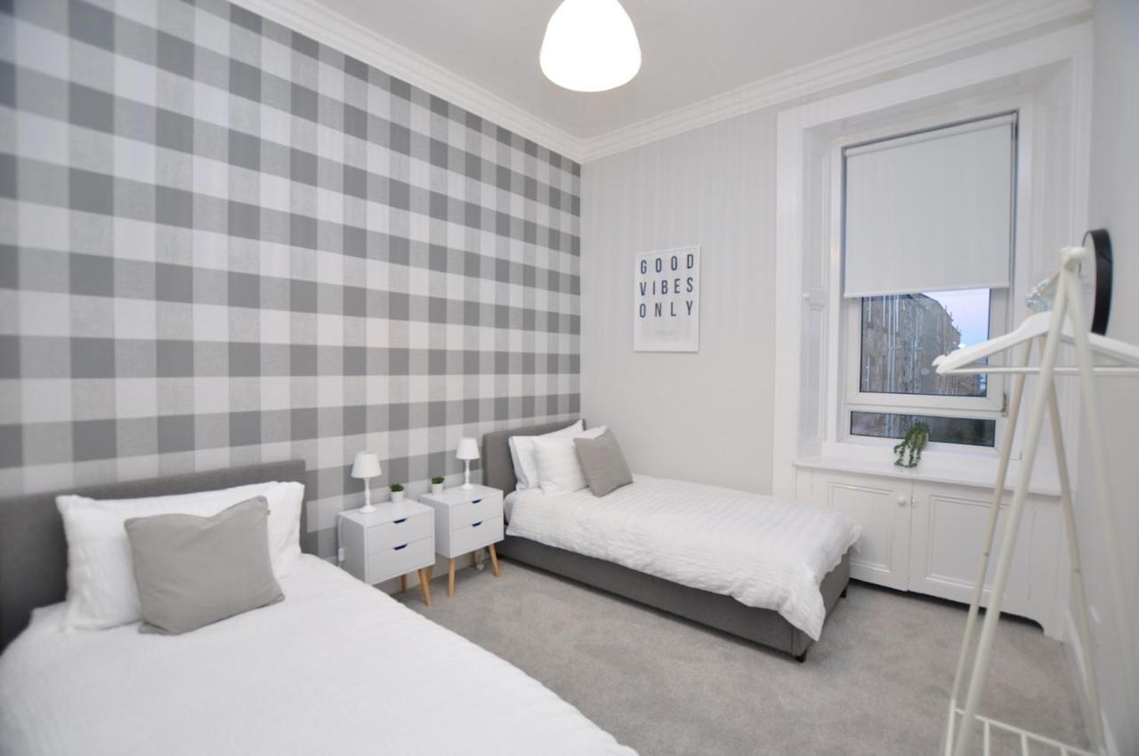 The Warren Apartment Greenock Esterno foto